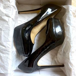EUC ALDO Patent Black Platform HeelS *original box